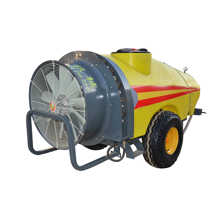 Pulvérisateur de souffle d'air traîné